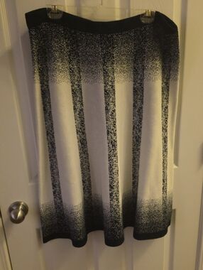 NYC Black and White Ombre Stripe A-Line Skirt